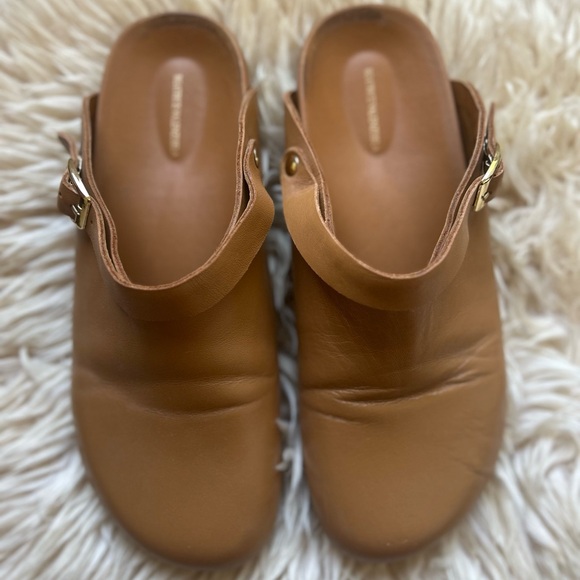 Beatrice Valenzuela Clog - Cajeta - Picture 5 of 7